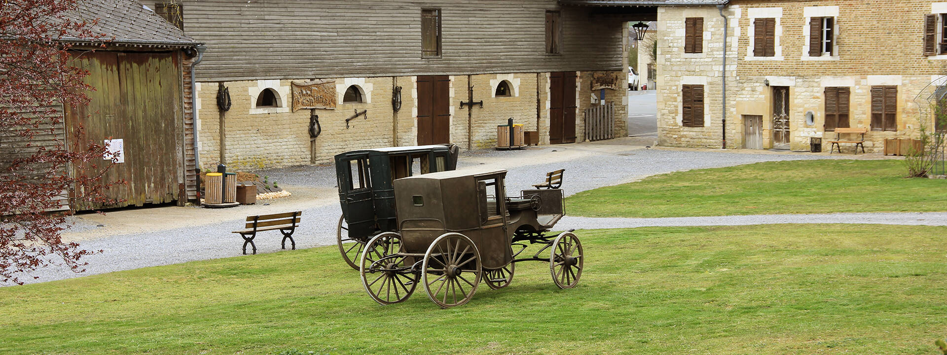 Relais de poste de launois - crêtes préardennaises