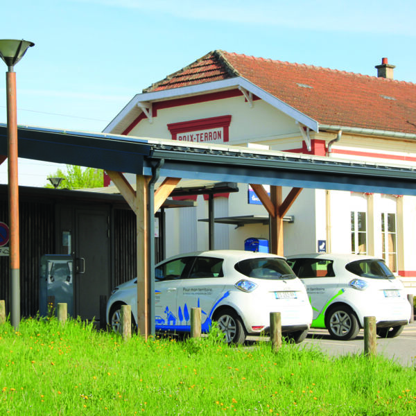 Ombrière photovoltaïque à Poix-Terron